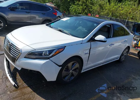 2017 Hyundai Sonata Hybrid Limited из США, поврежденный, VIN KMHE34L13HA056119